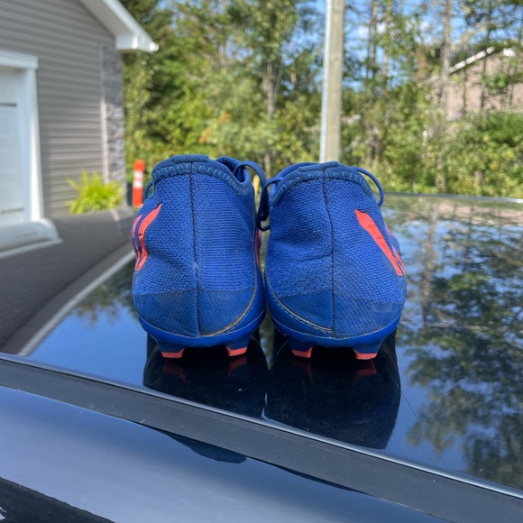 Adidas Predators Soccer Cleats - Picture 4 of 6